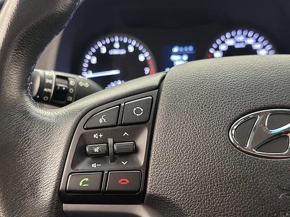 Hyundai Tucson 17 of 30