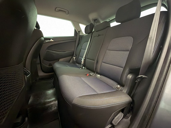 Hyundai Tucson 27 of 30