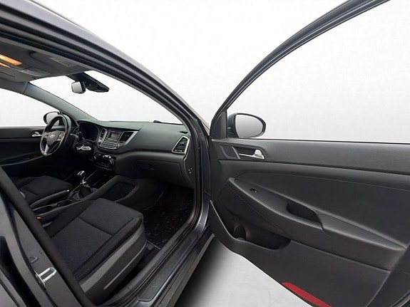 Hyundai Tucson 26 of 30
