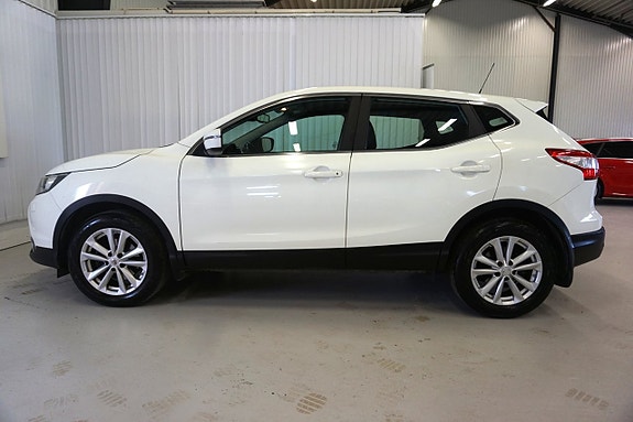 Nissan Qashqai 2 of 5