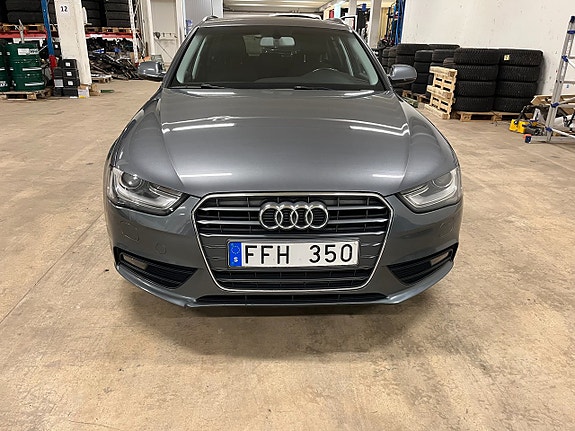Audi A4 4 of 5