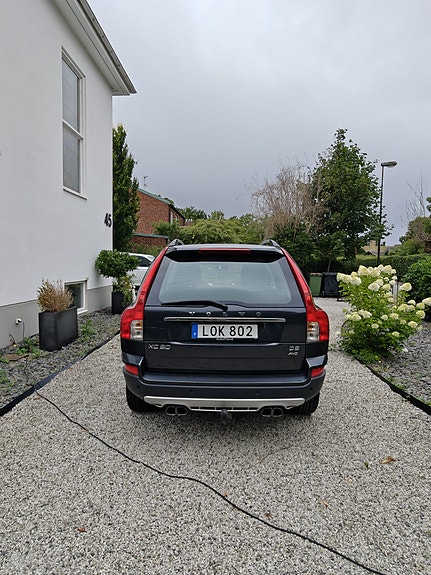 Volvo XC90 4 of 5
