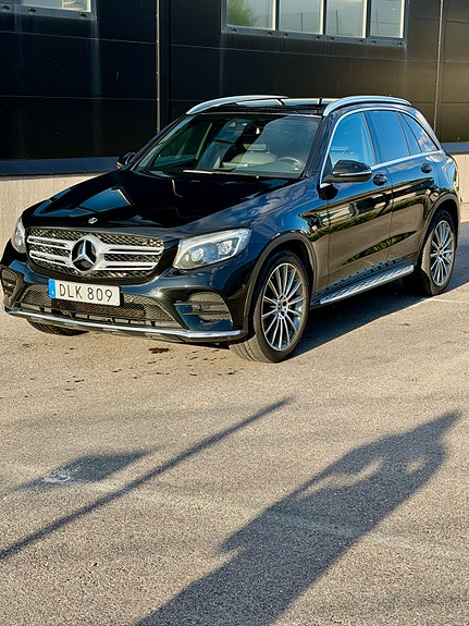 Mercedes-Benz GLC220 d 3 of 5