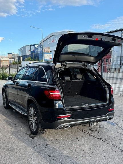 Mercedes-Benz GLC220 d 4 of 5