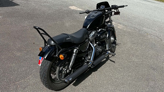 Harley-Davidson Forty-Eight XL1200X 6 of 7