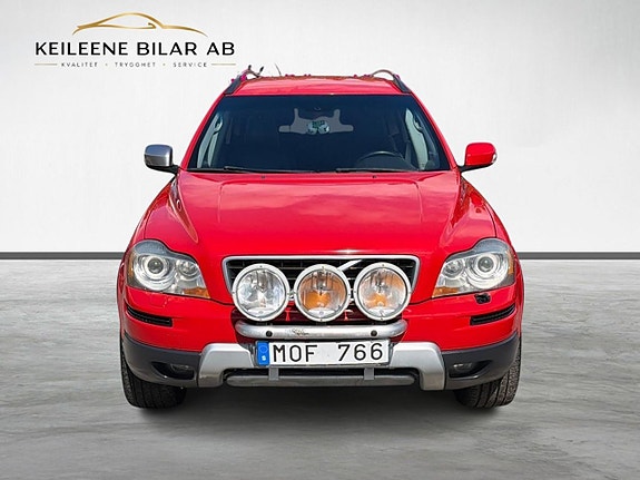 Volvo XC90 4 of 23