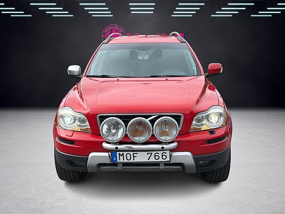 Volvo XC90 3 of 5
