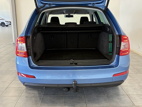 Skoda Octavia 5 of 5