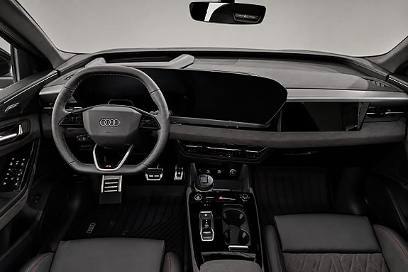 Audi Q6 e-tron 7 of 8