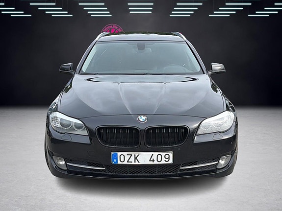 BMW 520d 3 of 5
