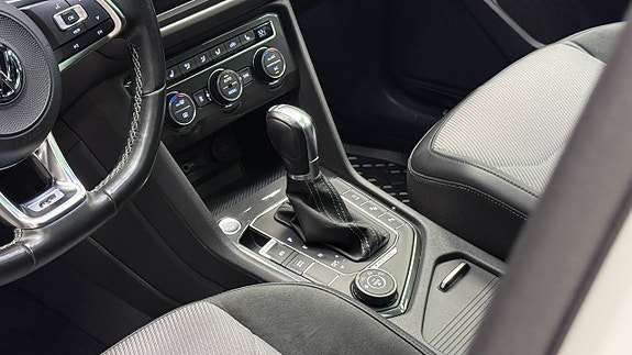 Volkswagen Tiguan Allspace 7 of 20