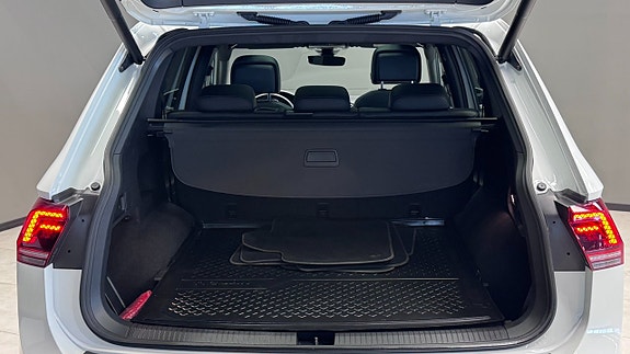 Volkswagen Tiguan Allspace 14 of 20