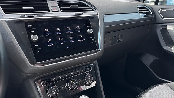 Volkswagen Tiguan Allspace 3 of 5