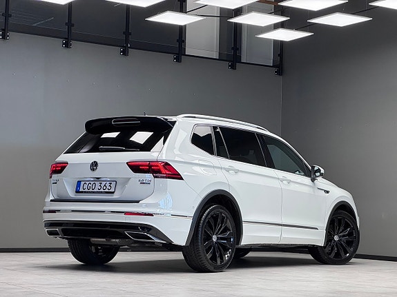 Volkswagen Tiguan Allspace 2 of 20