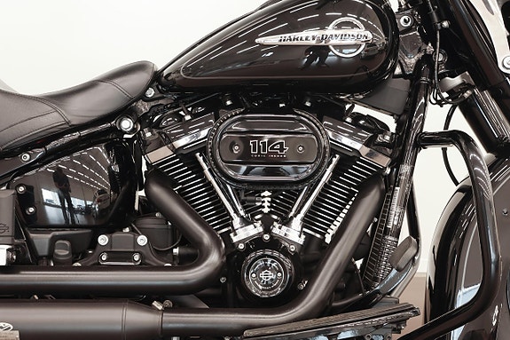 Harley-Davidson FLHCS | Jekill & Hyde | Milwaukee-Eight 114” | Fr. 1433:-/mån 10 of 13
