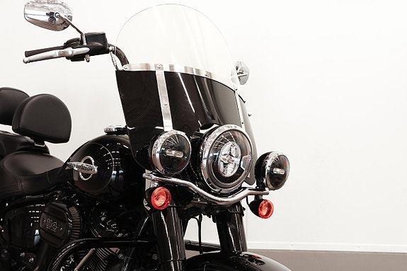 Harley-Davidson FLHCS | Jekill & Hyde | Milwaukee-Eight 114” | Fr. 1433:-/mån 6 of 13