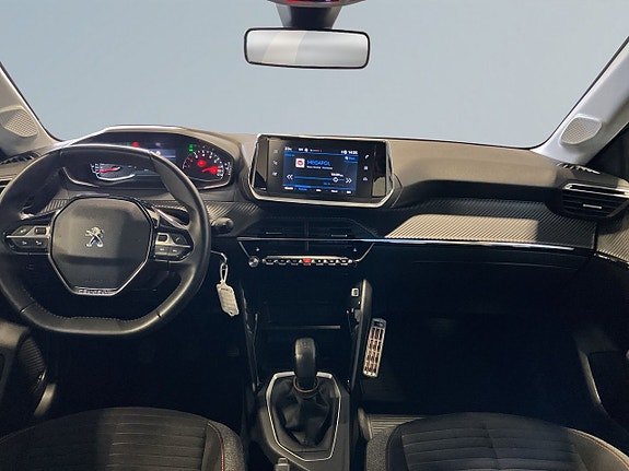 Peugeot 208 8 of 20
