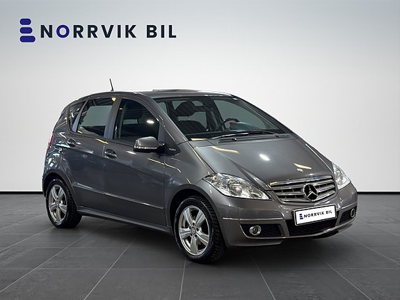 Mercedes-Benz A200 4 of 5