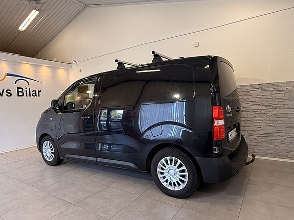 Toyota Proace 4 of 17