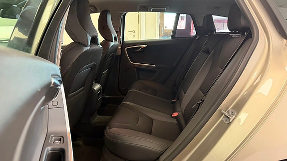 Volvo V60 19 of 20