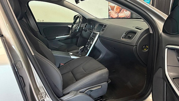 Volvo V60 18 of 20