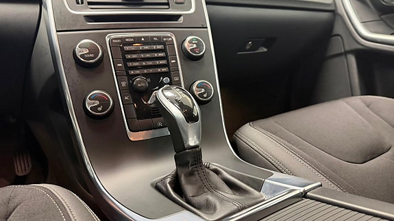 Volvo V60 16 of 20