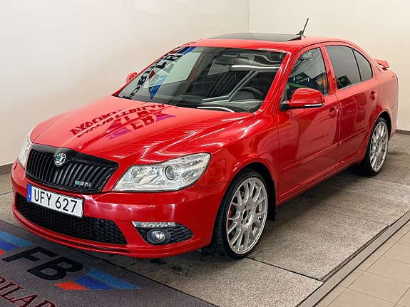Skoda Octavia RS 3 of 5