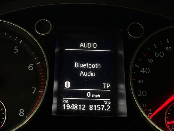 Volkswagen Passat 30 of 30
