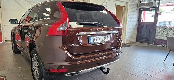 Volvo XC60 6 of 26