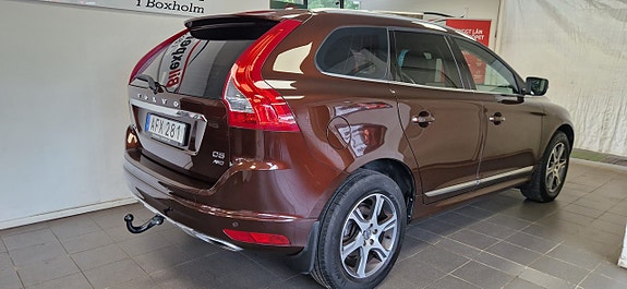 Volvo XC60 8 of 26