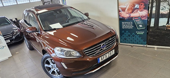Volvo XC60 3 of 5