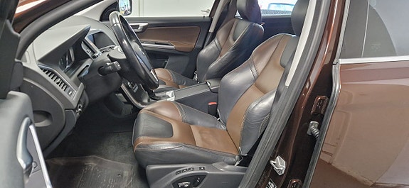 Volvo XC60 9 of 26