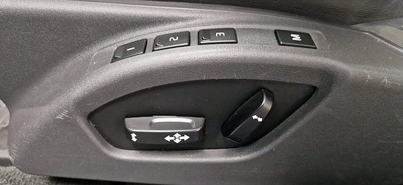 Volvo XC60 18 of 26