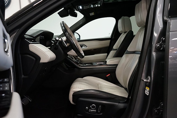 Land Rover Range Rover Velar 14 of 26
