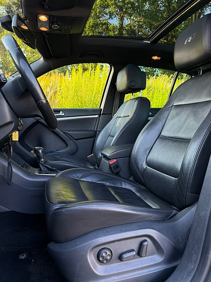 Volkswagen Tiguan 6 of 8