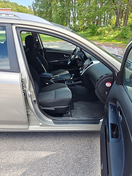 Kia Ceed 6 of 9