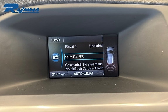 Volvo V60 11 of 16