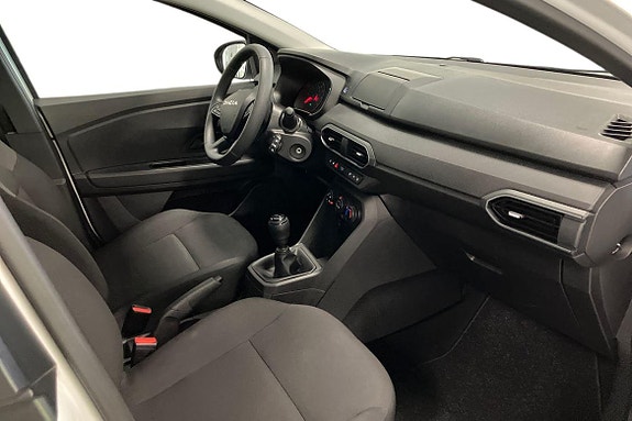 Dacia Sandero 8 of 22