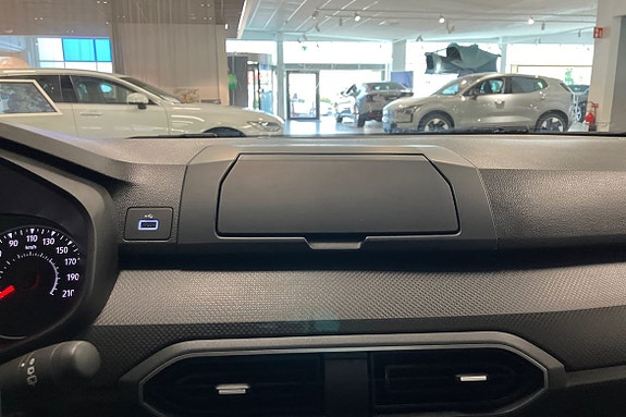 Dacia Sandero 16 of 22