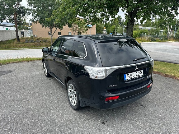 Mitsubishi Outlander 8 of 13
