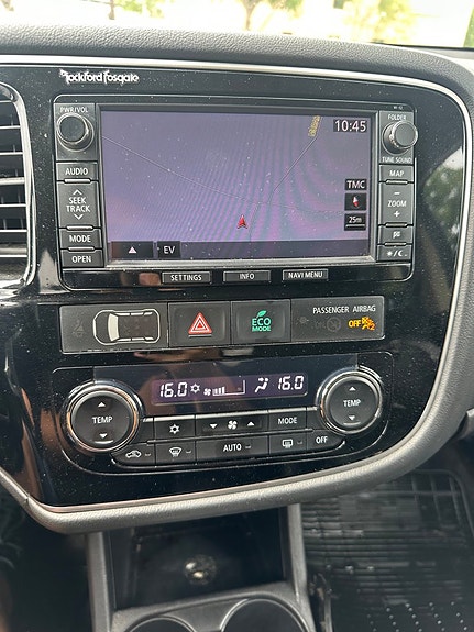 Mitsubishi Outlander 13 of 13
