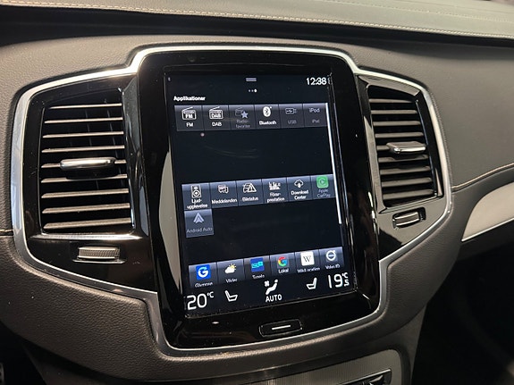 Volvo XC90 23 of 30