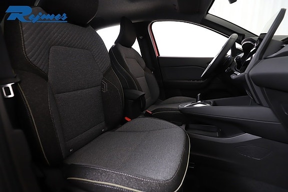Renault Captur 24 of 27
