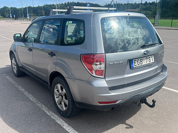 Subaru Forester 4 of 5