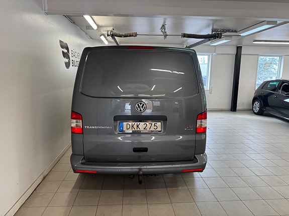 Volkswagen Transporter 4 of 5