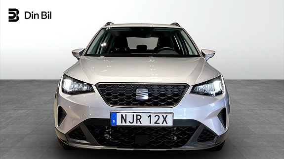 Seat Arona 4 of 5