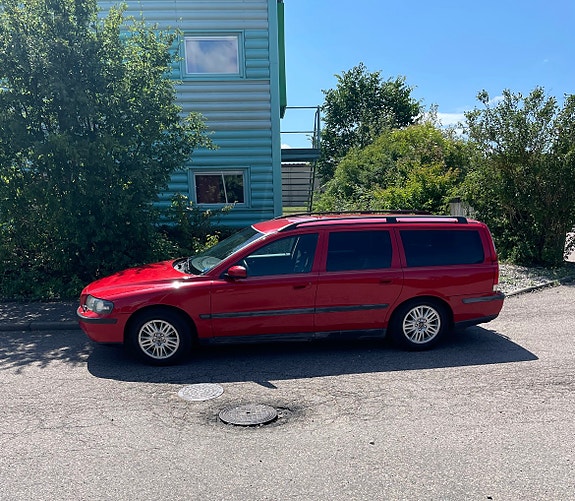 Volvo V70 7 of 10