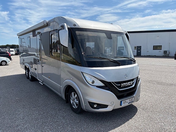 Hymer B880ML 2 of 17