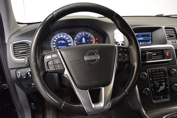 Volvo V60 9 of 18
