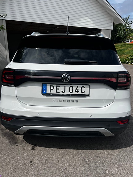 Volkswagen T-Cross 3 of 4